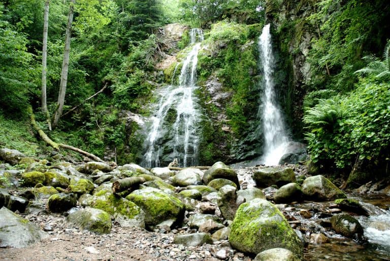 Cascade du Heidenbad waterval in de Vogezen 768x515