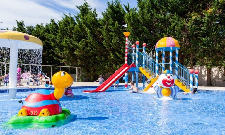 Camping Les Amiaux waterspeeltuin 768x461