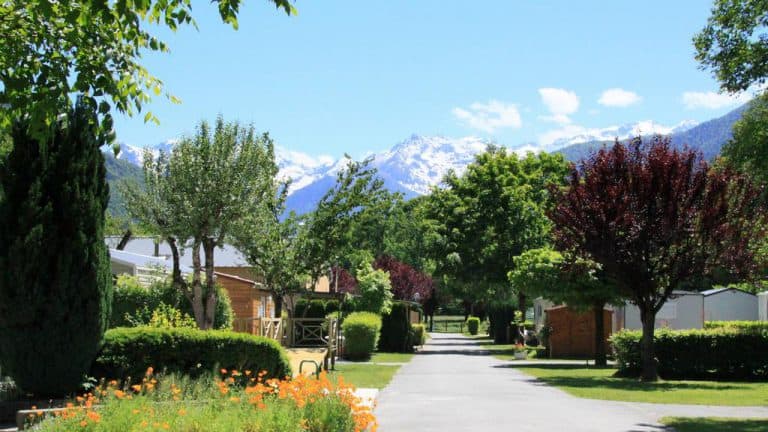 Camping Le Pyrénéen Salles et Pratvie  768x432