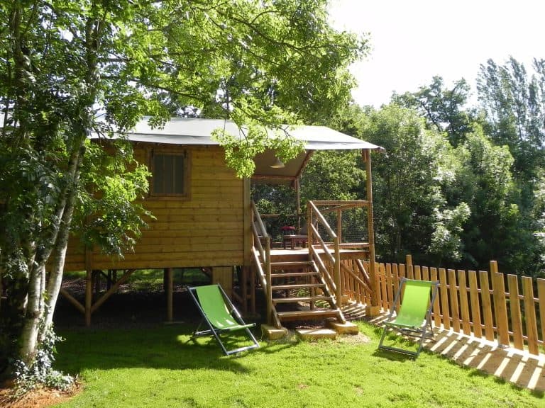 Camping L Offrerie Dordogne chalets huren 768x576