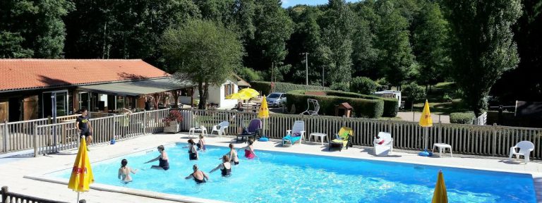 Camping La Ripole Dordogne zwembad 768x288