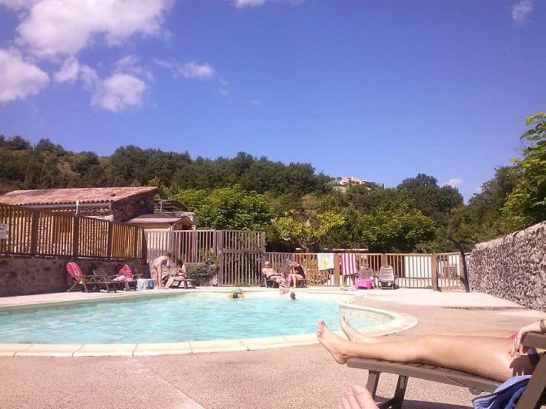 Camping Moulin d Onclaire zwembad 768x576