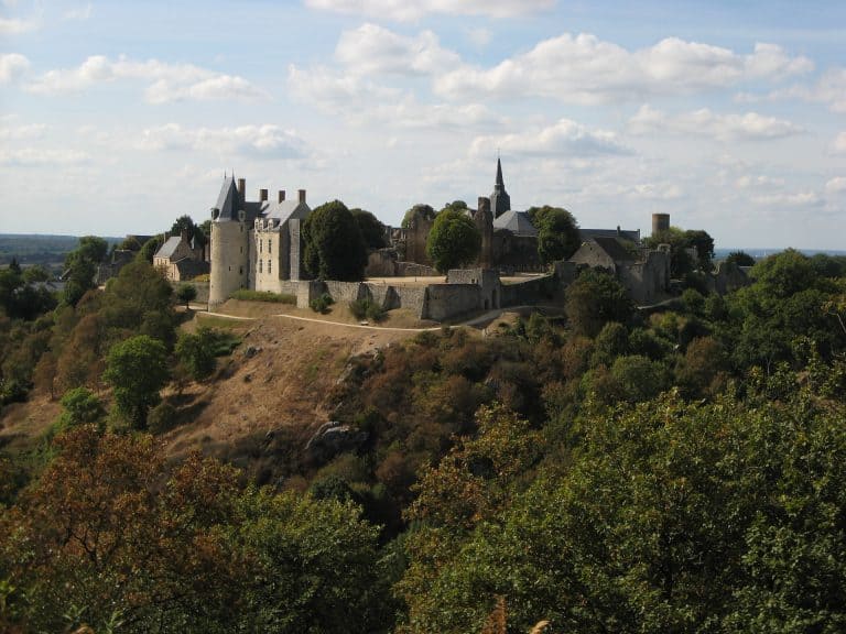 Sainte Suzanne 768x576